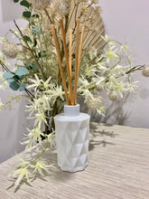 Load image into Gallery viewer, Floral Musk Diffuser